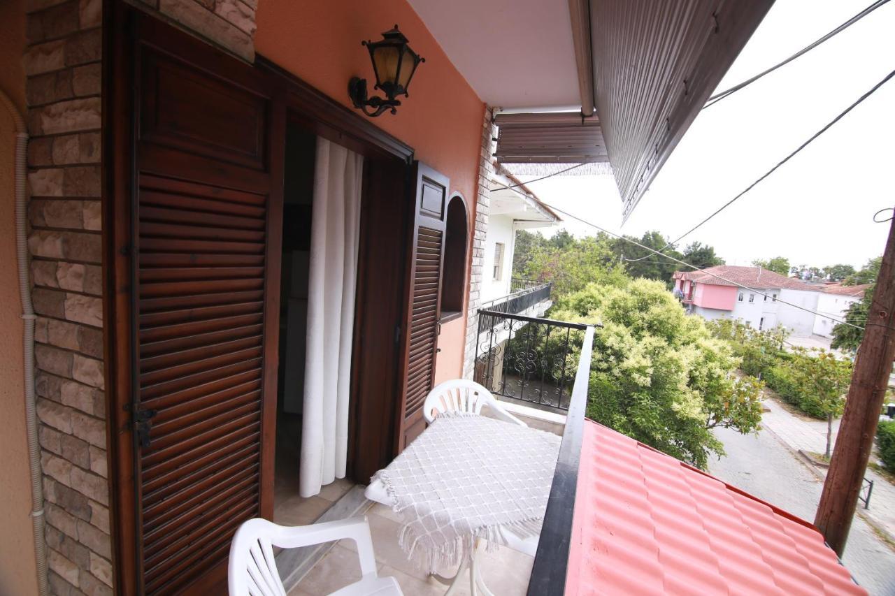 Giotis Apartments Лептокария Экстерьер фото