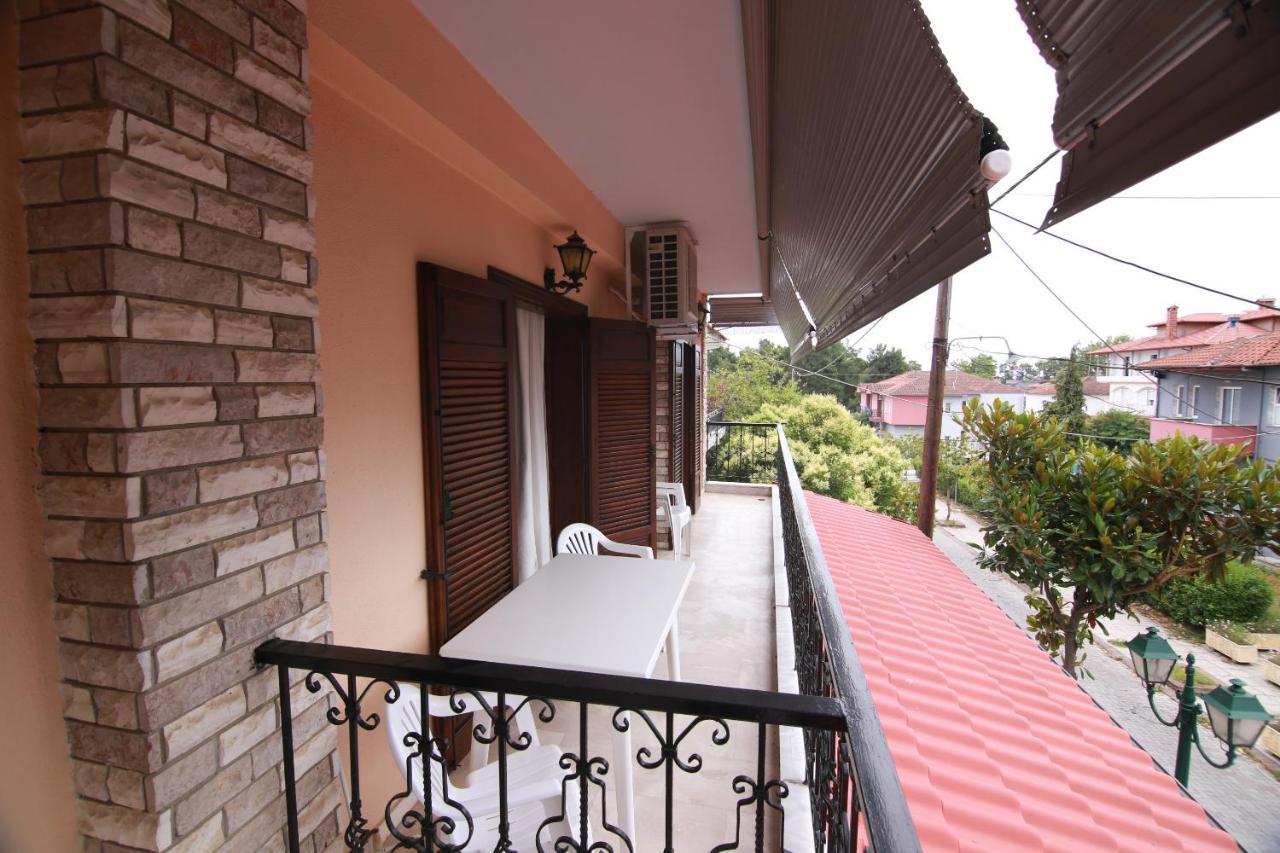 Giotis Apartments Лептокария Экстерьер фото