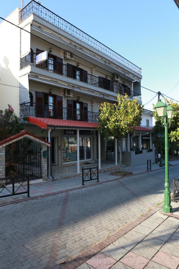 Giotis Apartments Лептокария Экстерьер фото